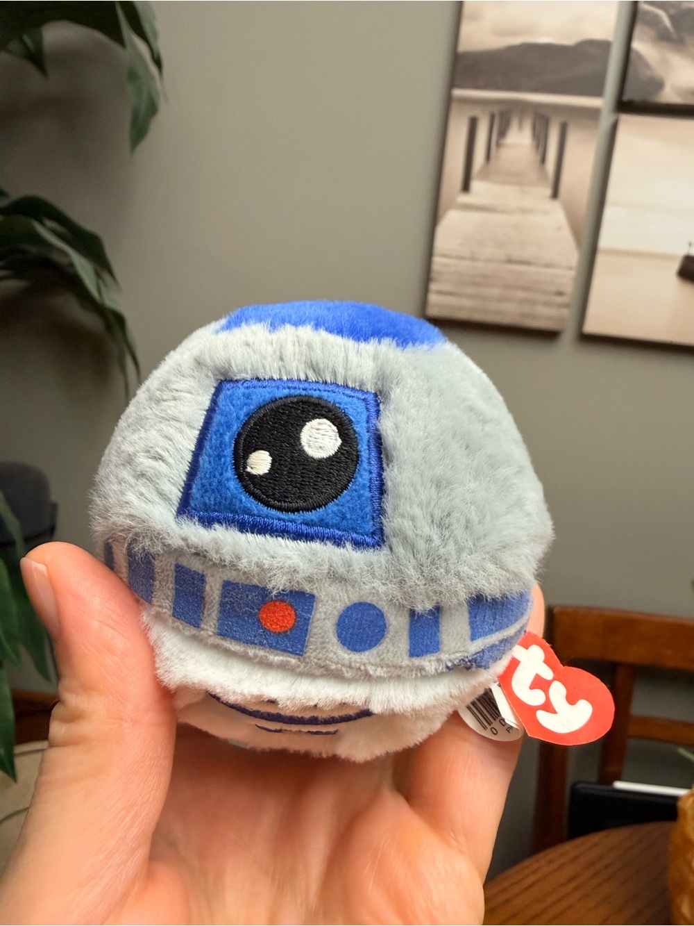 Ty Star Wars R2-D2 Beanie Bouncer Ball Toy Ty Plush R2-D2 Beanie Ball